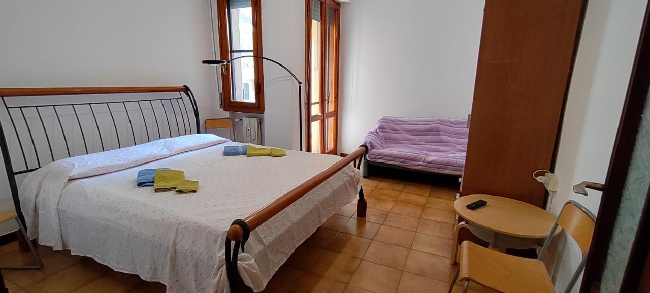Pisa Central Station Room Rent Экстерьер фото