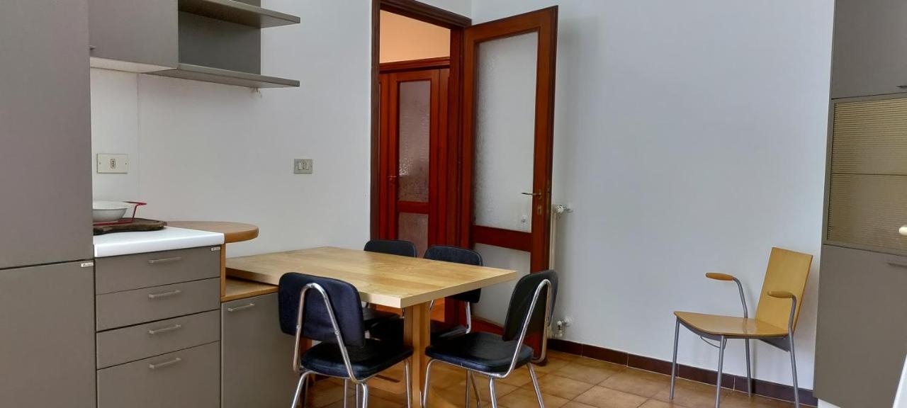 Pisa Central Station Room Rent Экстерьер фото
